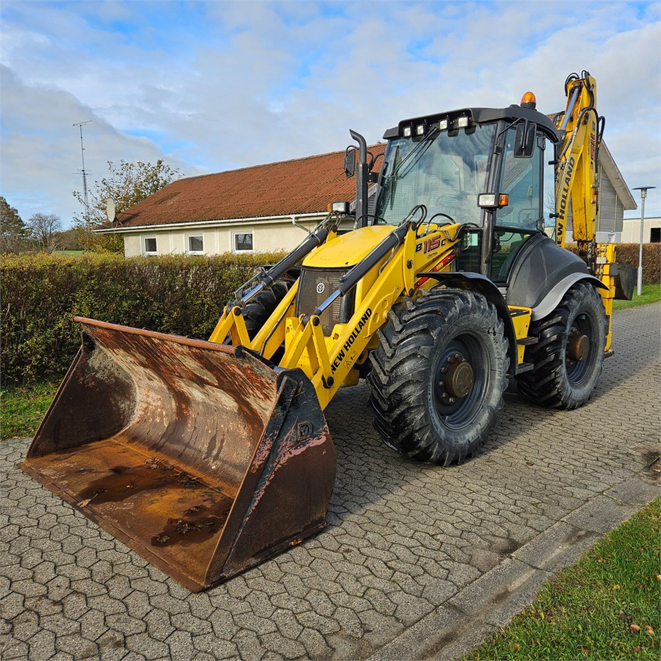 New Holland B115 C - Багер-товарач: снимка 2 New Holland B115 C - Багер-товарач: снимка 2