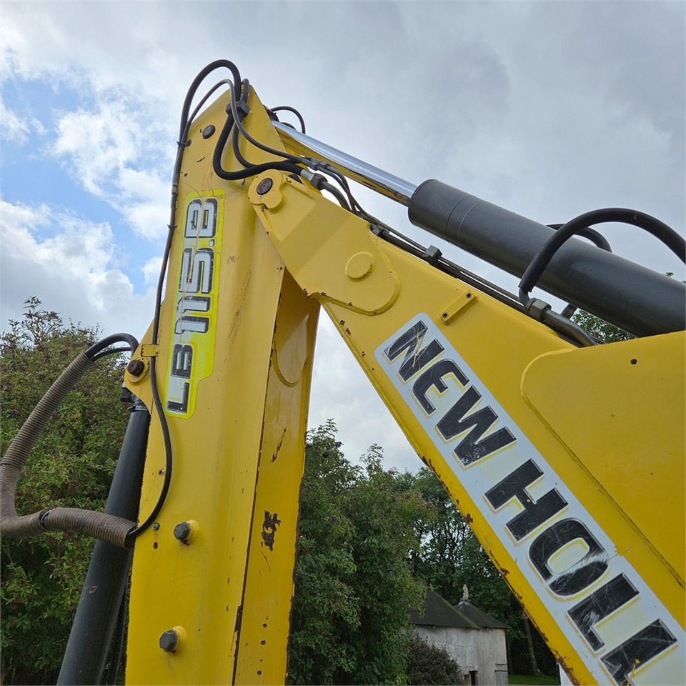 Лизинг на New Holland LB115 B-4PS New Holland LB115 B-4PS: снимка 31