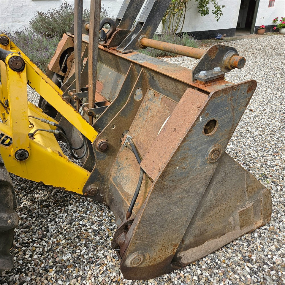 Лизинг на New Holland LB115 B-4PS New Holland LB115 B-4PS: снимка 46
