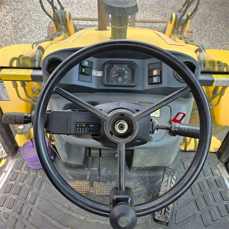 Лизинг на New Holland LB115 B-4PS New Holland LB115 B-4PS: снимка 15