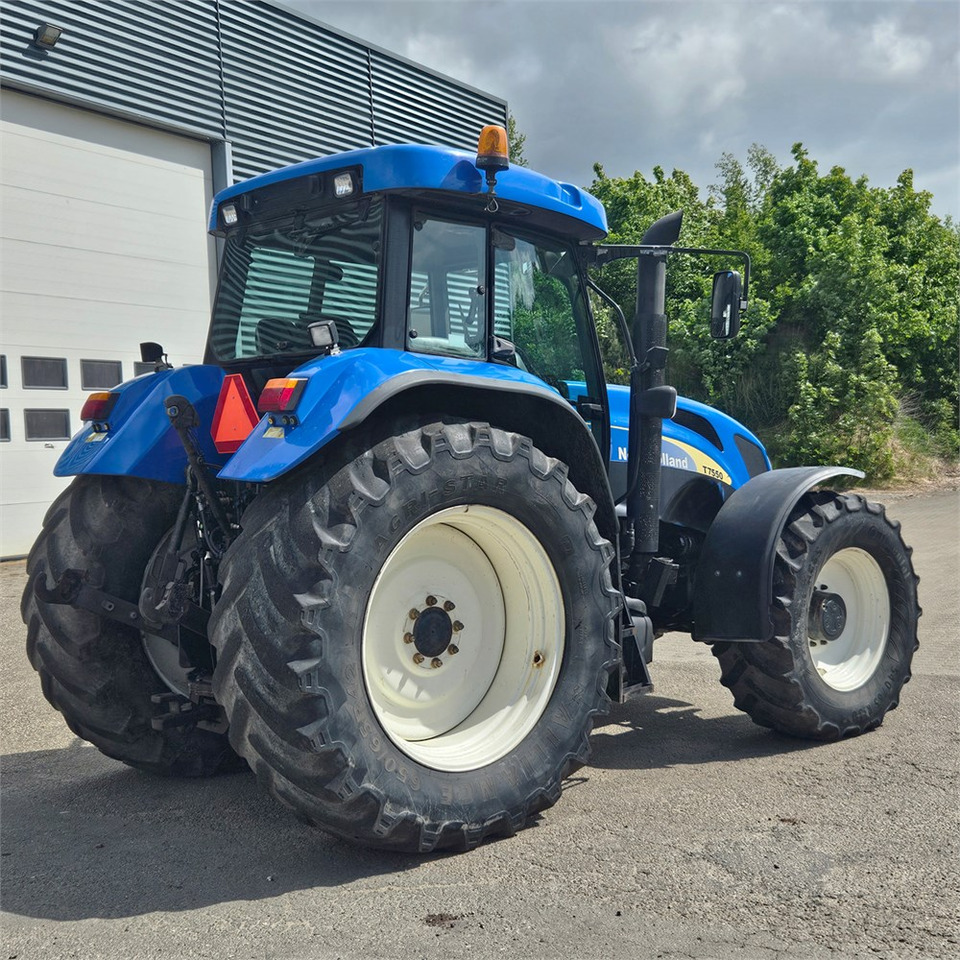 New Holland T7550 - Трактор: снимка 5 New Holland T7550 - Трактор: снимка 5