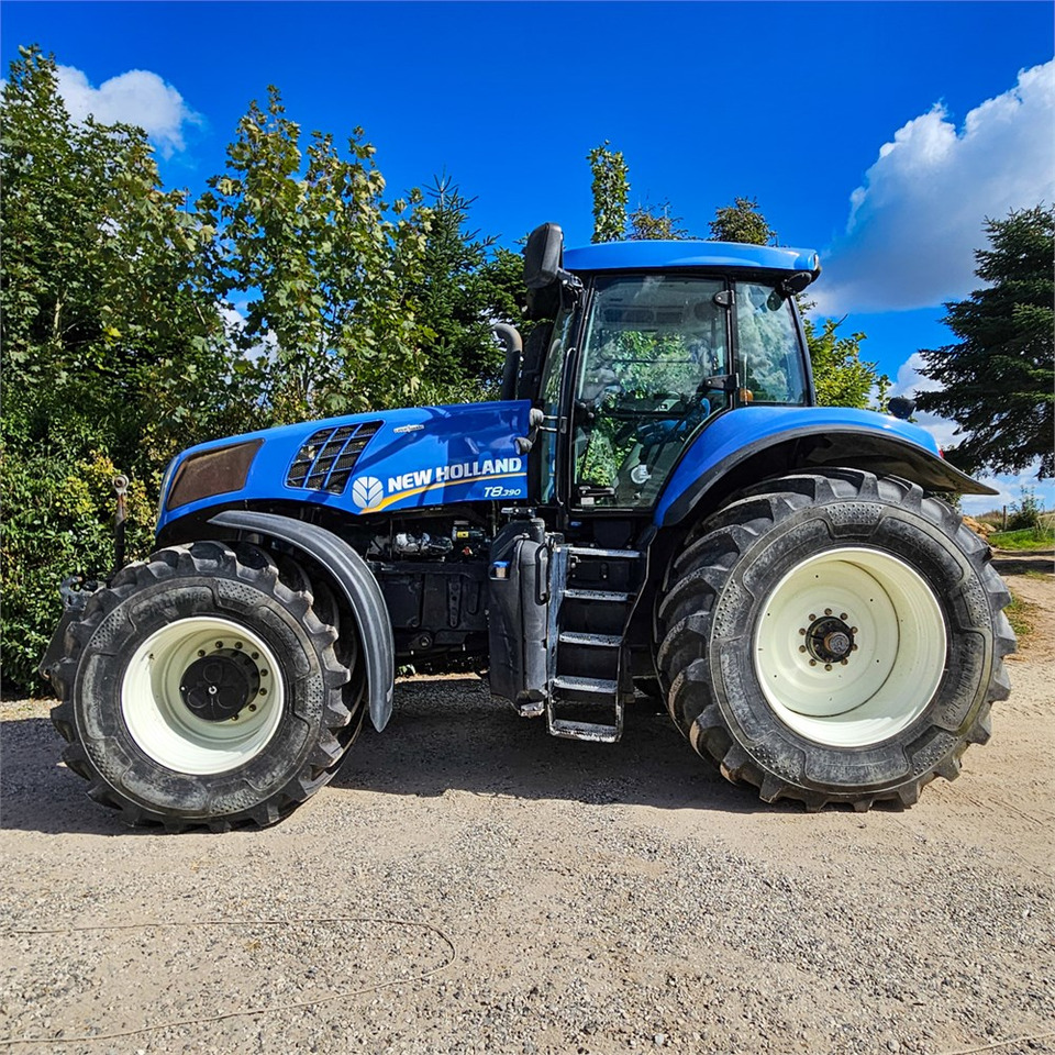 New Holland T8.390 - Трактор: снимка 2 New Holland T8.390 - Трактор: снимка 2