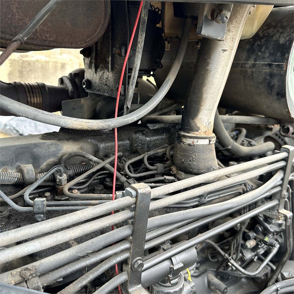 Трактор New Holland TM140: снимка 32