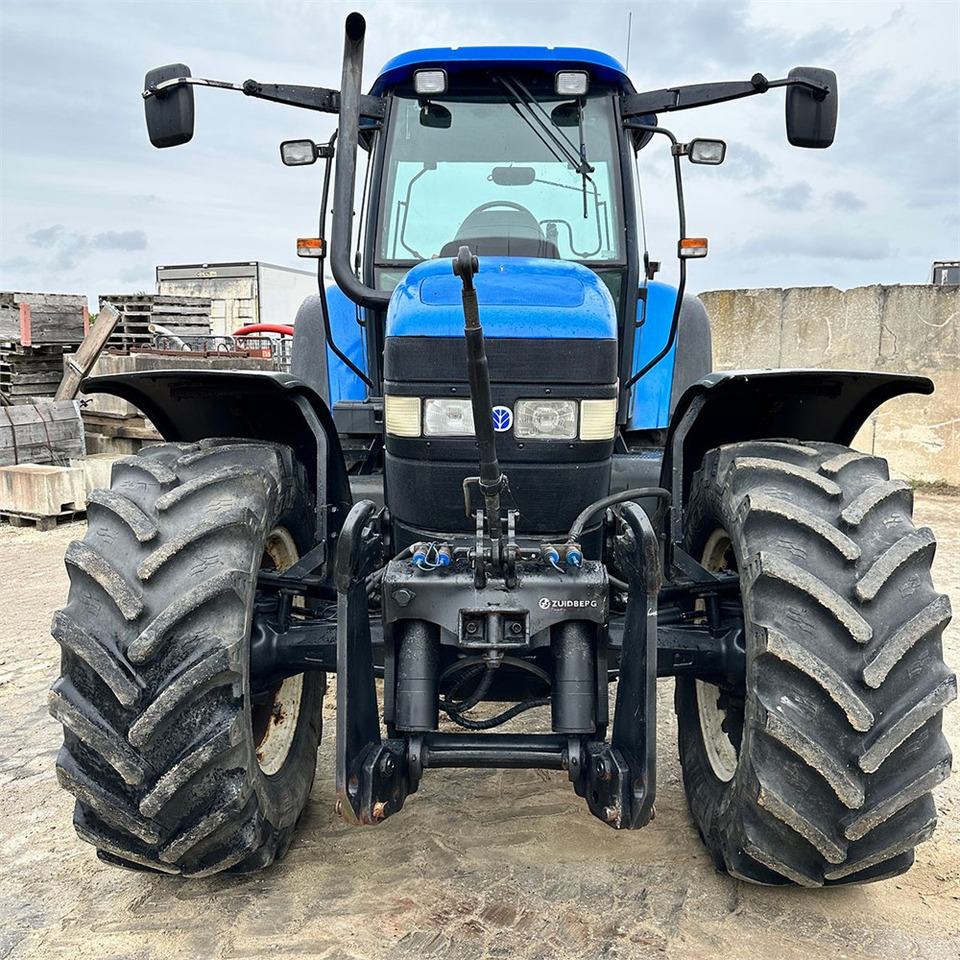Трактор New Holland TM140: снимка 9