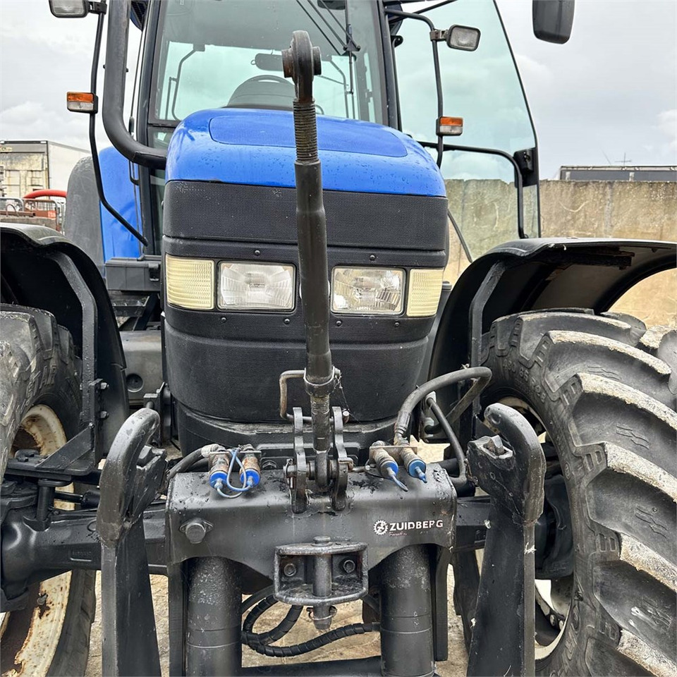 Трактор New Holland TM140: снимка 30