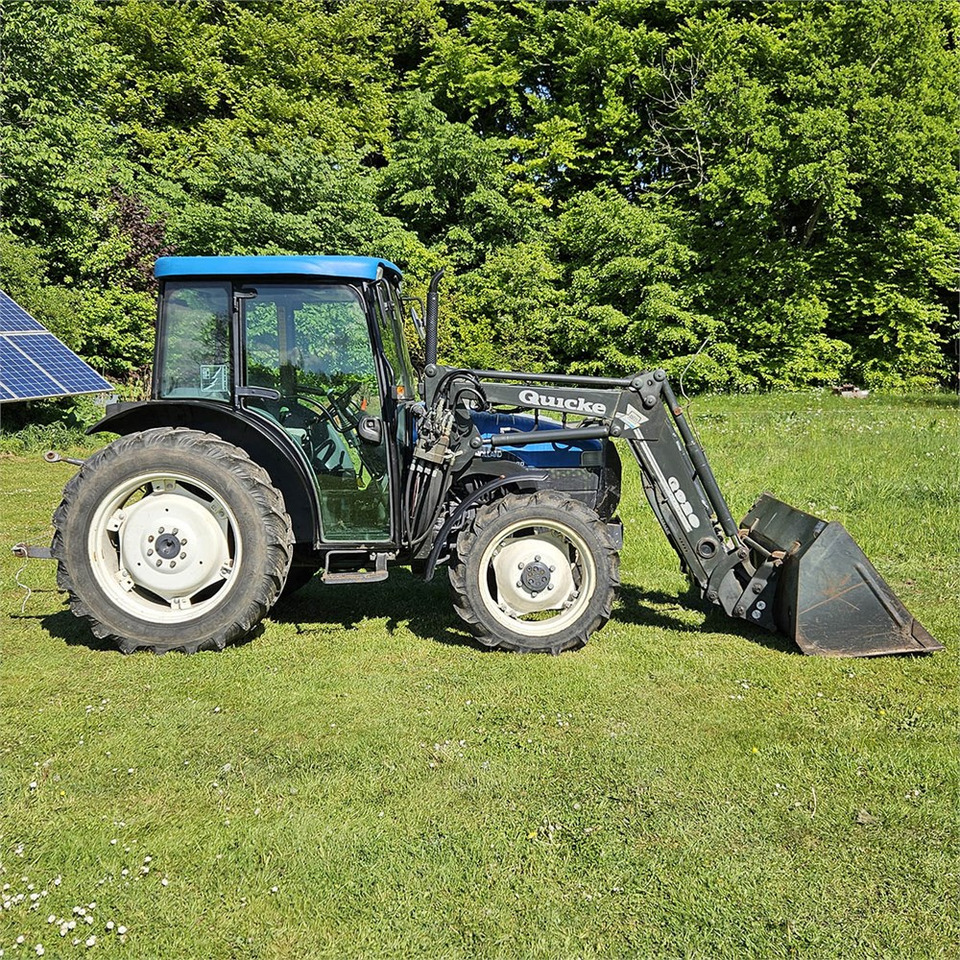 New Holland TN55D - Трактор: снимка 2 New Holland TN55D - Трактор: снимка 2