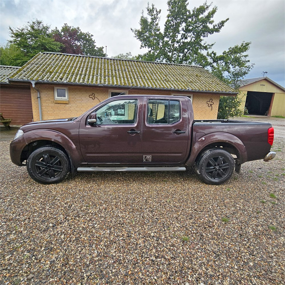Nissan Navara 2,5 Dci Dc 4wd - Пикап: снимка 2 Nissan Navara 2,5 Dci Dc 4wd - Пикап: снимка 2