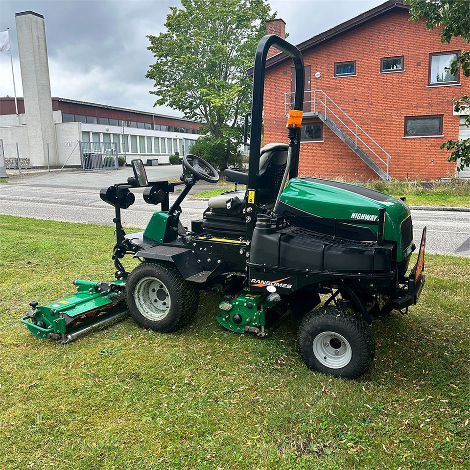 Ransomes Highway 3 4WD - Косачка за трева: снимка 4 Ransomes Highway 3 4WD - Косачка за трева: снимка 4