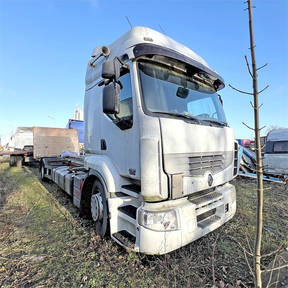 Renault 410 DXI Premimium - Шаси кабина: снимка 2 Renault 410 DXI Premimium - Шаси кабина: снимка 2