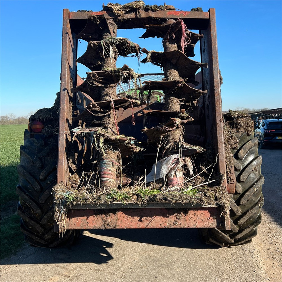 Samson 1210 - Разпръсквач за оборски тор: снимка 4 Samson 1210 - Разпръсквач за оборски тор: снимка 4