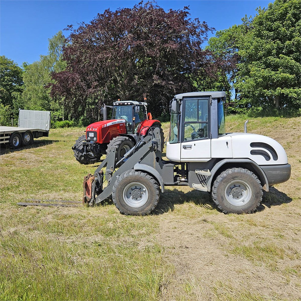 Schaeff-Terex SKL 844 - Колесен товарач: снимка 3 Schaeff-Terex SKL 844 - Колесен товарач: снимка 3