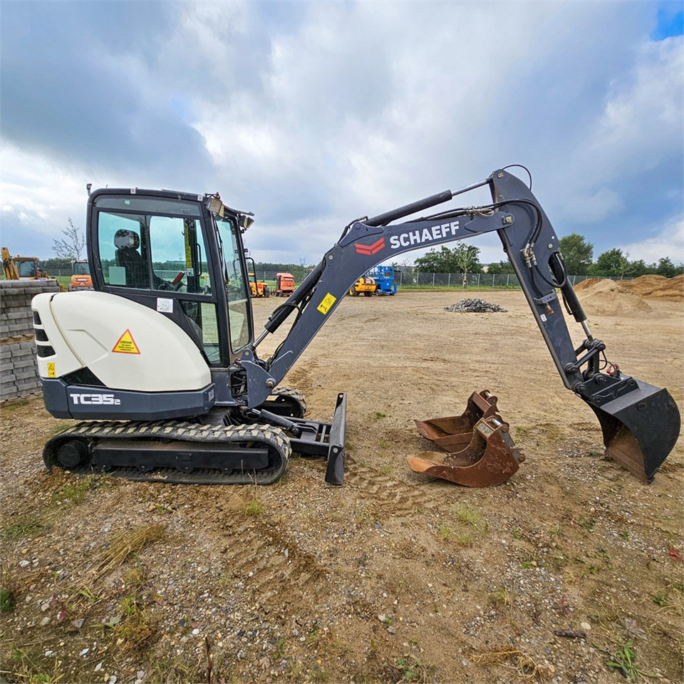 Schaeff-Terex TC35-2 - Мини багер: снимка 3 Schaeff-Terex TC35-2 - Мини багер: снимка 3