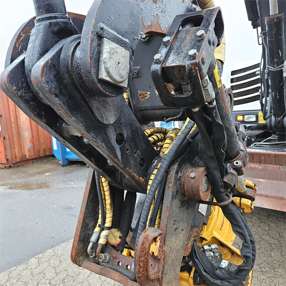 Колесен багер Schaeff-Terex TW110: снимка 37