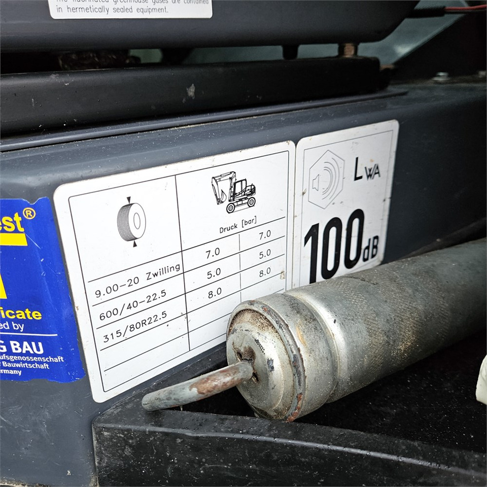 Колесен багер Schaeff-Terex TW110: снимка 25