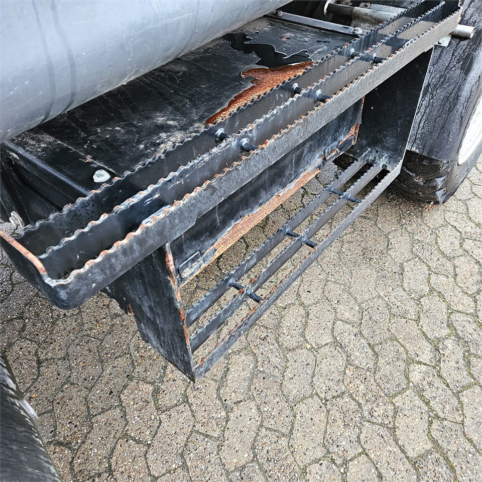 Колесен багер Schaeff-Terex TW110: снимка 26