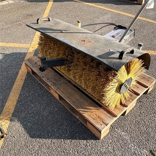 Stiga PA 501 Sweeper - Косачка за трева: снимка 3 Stiga PA 501 Sweeper - Косачка за трева: снимка 3