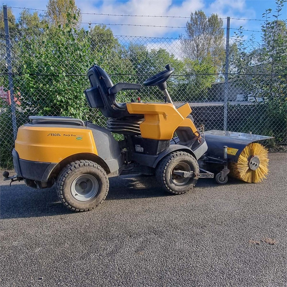 Stiga Park PRo 540 IX - Косачка за трева: снимка 2 Stiga Park PRo 540 IX - Косачка за трева: снимка 2
