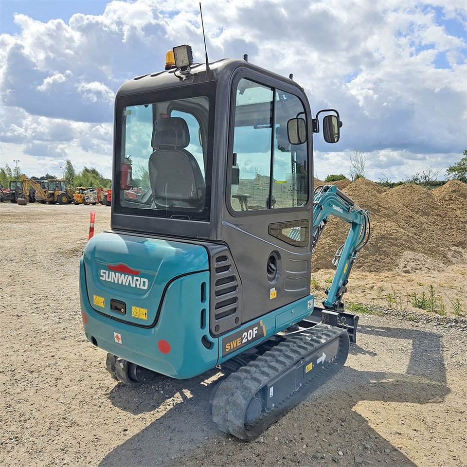 Sunward SWE 20F - Мини багер: снимка 4 Sunward SWE 20F - Мини багер: снимка 4
