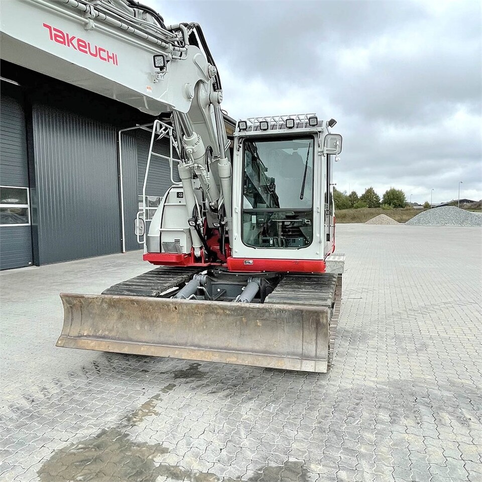 Верижен багер Takeuchi TB 2150 R: снимка 16