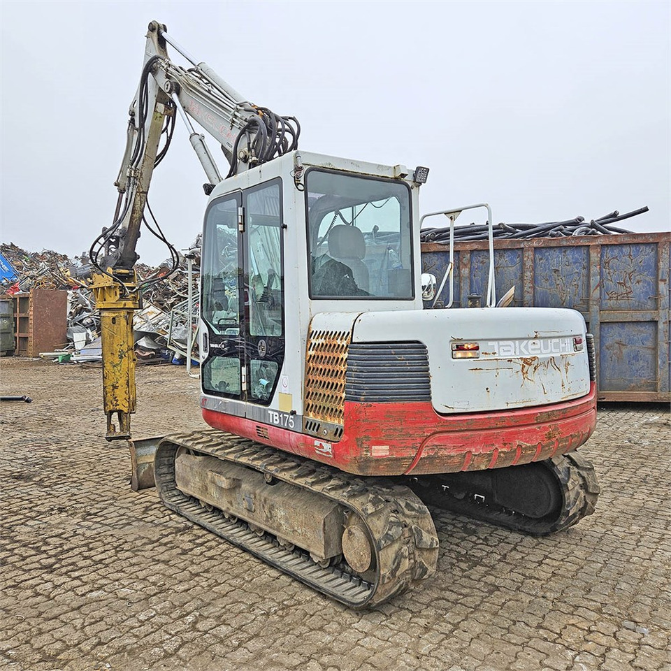Takeuchi TB175 - Мини багер: снимка 3 Takeuchi TB175 - Мини багер: снимка 3