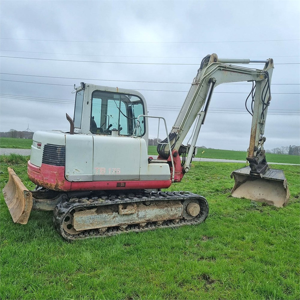 Takeuchi TB175 - Мини багер: снимка 5 Takeuchi TB175 - Мини багер: снимка 5
