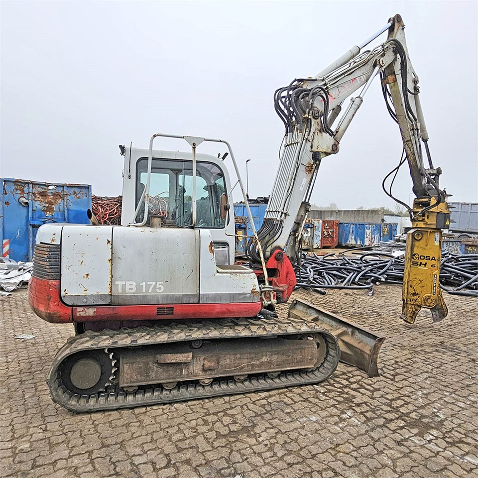 Takeuchi TB175 - Мини багер: снимка 5 Takeuchi TB175 - Мини багер: снимка 5