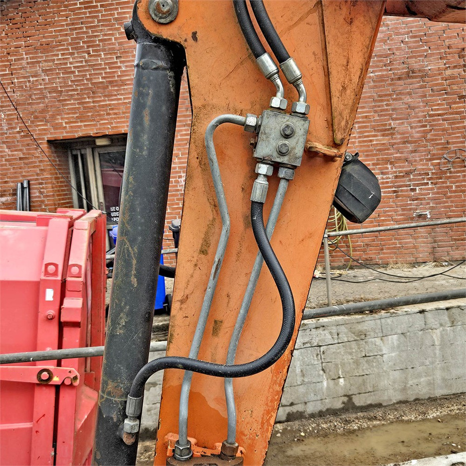 Мини багер Terex TC48: снимка 22