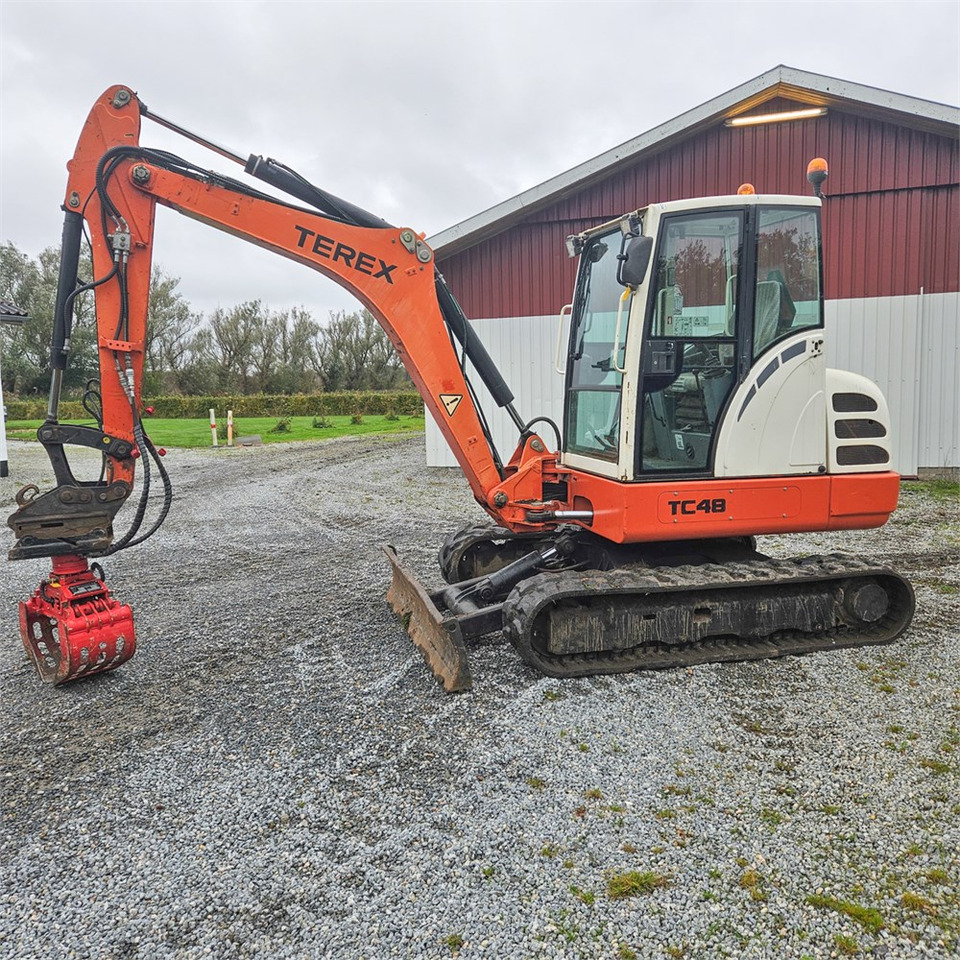 Terex TC48 - Мини багер: снимка 1 Terex TC48 - Мини багер: снимка 1