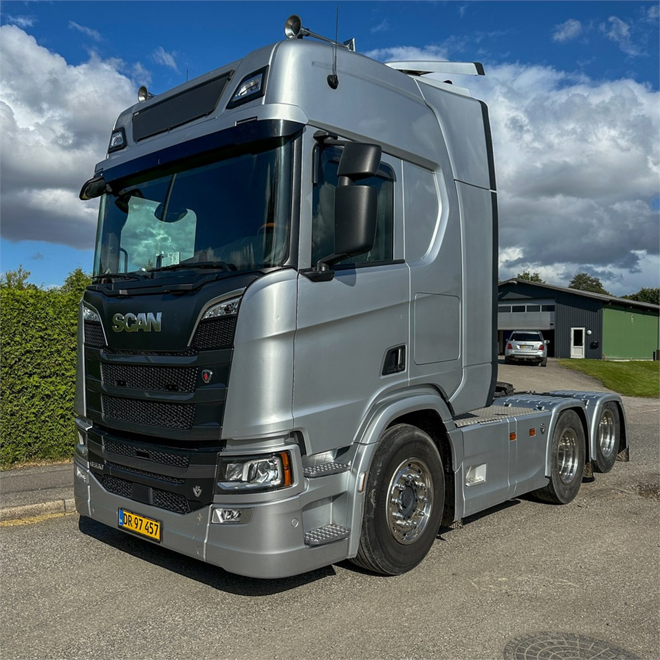 Scania R530 (A6X2NB) - Влекач: снимка 1 Scania R530 (A6X2NB) - Влекач: снимка 1