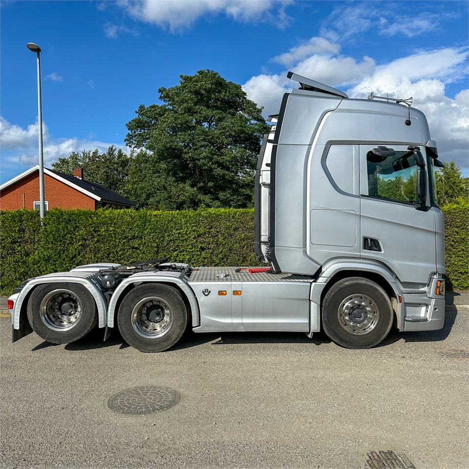Scania R530 (A6X2NB) - Влекач: снимка 3 Scania R530 (A6X2NB) - Влекач: снимка 3