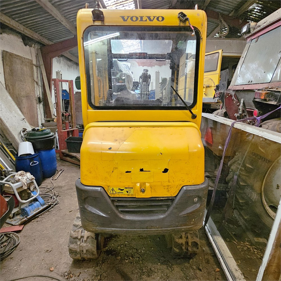 Volvo EC20 B XTV - Мини багер: снимка 3 Volvo EC20 B XTV - Мини багер: снимка 3