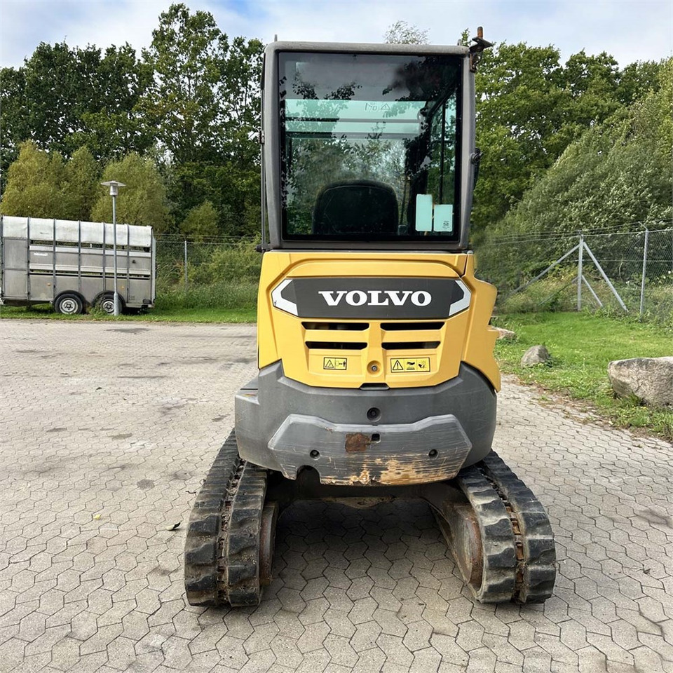 Volvo ECR25 D - Мини багер: снимка 4 Volvo ECR25 D - Мини багер: снимка 4