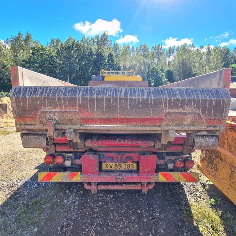 Volvo FL612 - Камион с кабелна система: снимка 4 Volvo FL612 - Камион с кабелна система: снимка 4