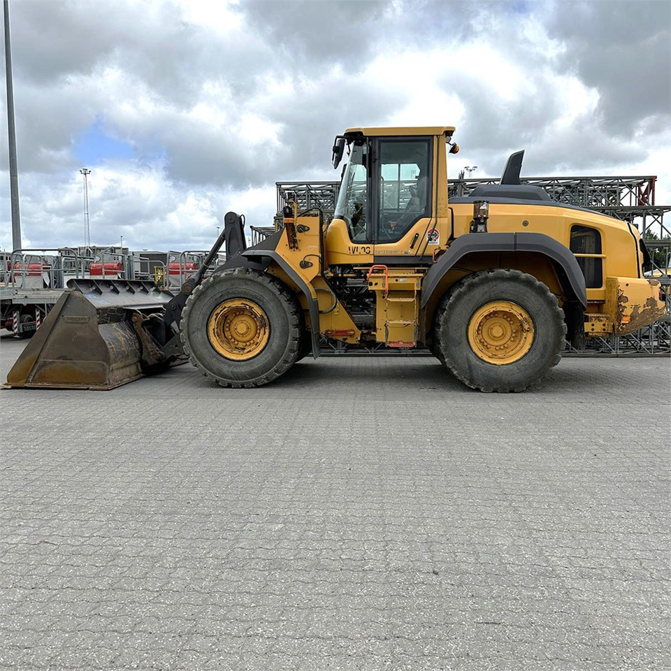 Volvo L120 H - Колесен товарач: снимка 4 Volvo L120 H - Колесен товарач: снимка 4