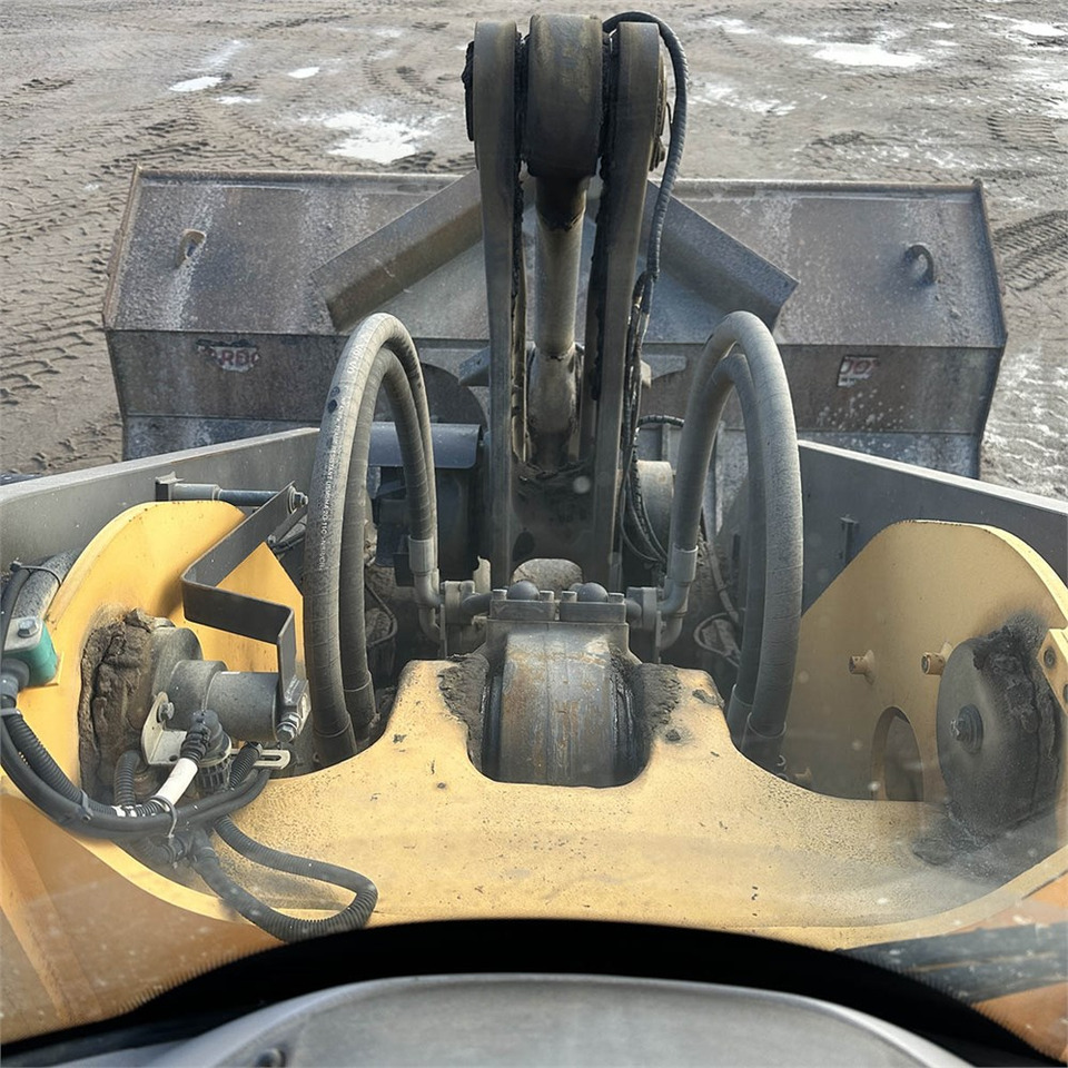 Лизинг на Volvo L150 G Volvo L150 G: снимка 23