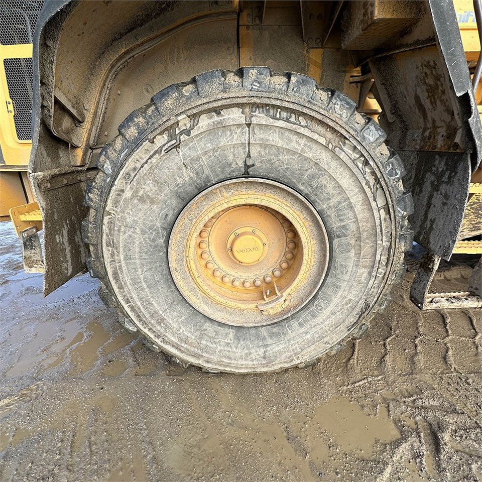 Лизинг на Volvo L150 G Volvo L150 G: снимка 42