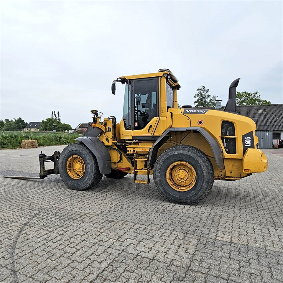 Volvo L60 G - Колесен товарач: снимка 3 Volvo L60 G - Колесен товарач: снимка 3