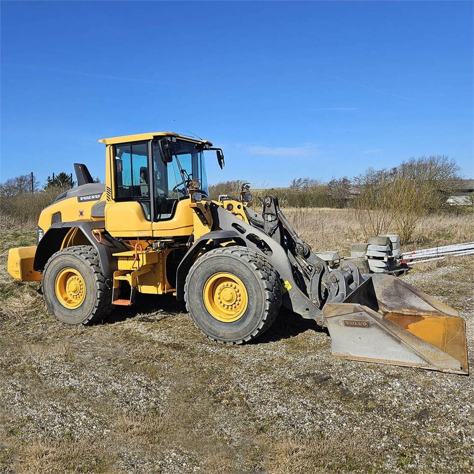 Volvo L70 H - Колесен товарач: снимка 1 Volvo L70 H - Колесен товарач: снимка 1