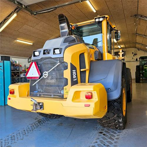 Volvo L90 H - Колесен товарач: снимка 5 Volvo L90 H - Колесен товарач: снимка 5