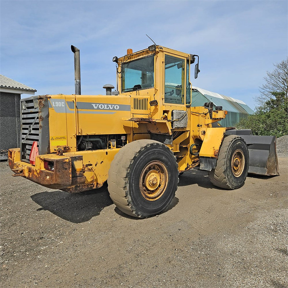 Volvo L90C - Колесен товарач: снимка 5 Volvo L90C - Колесен товарач: снимка 5