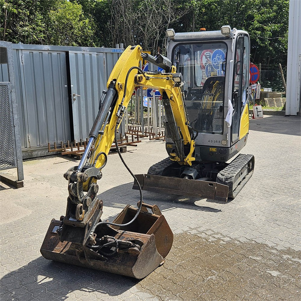 Wacker Neuson ET 18 - Мини багер: снимка 4 Wacker Neuson ET 18 - Мини багер: снимка 4