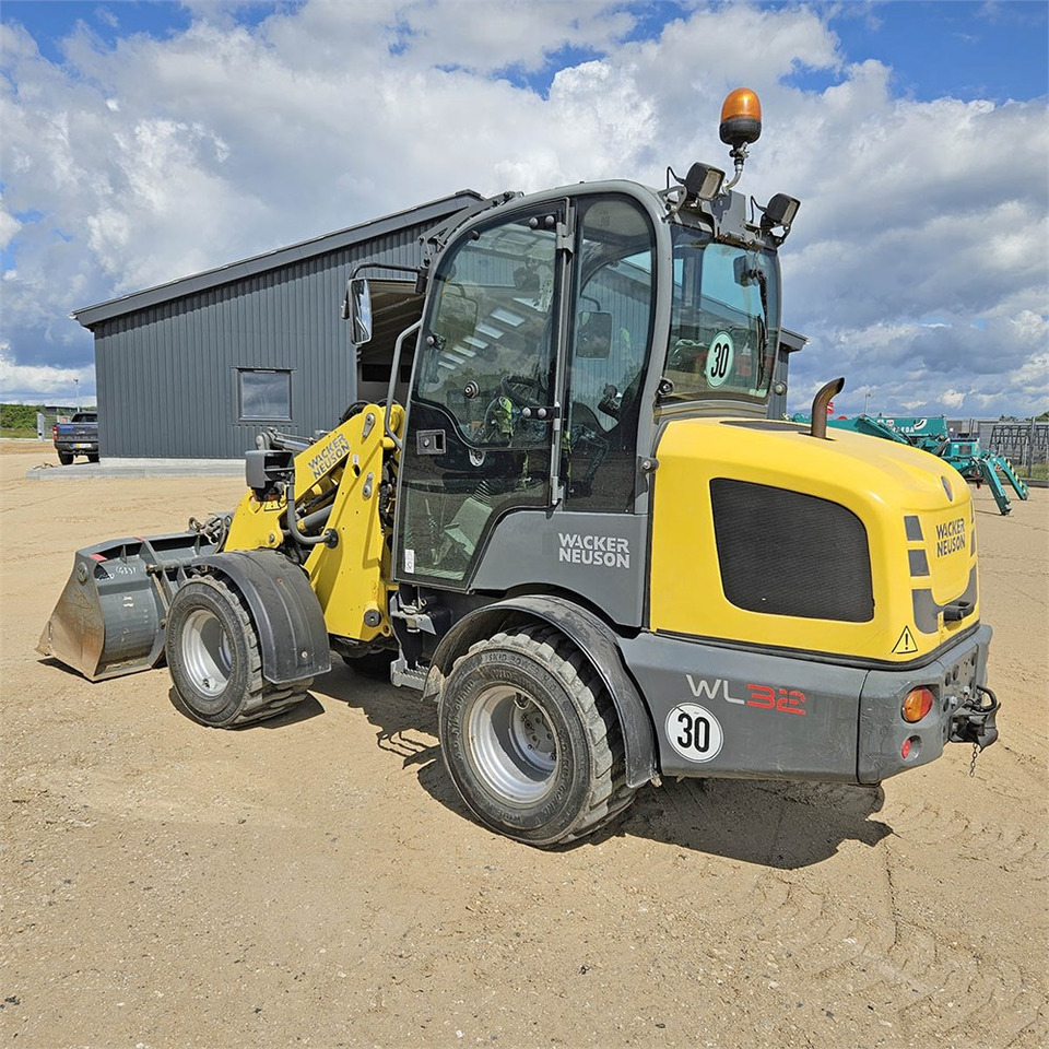 Wacker Neuson WL 32/RL30 - Колесен товарач: снимка 3 Wacker Neuson WL 32/RL30 - Колесен товарач: снимка 3