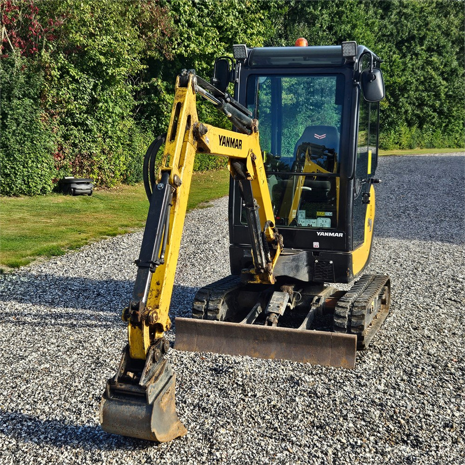 Yanmar SV18 - Мини багер: снимка 3 Yanmar SV18 - Мини багер: снимка 3