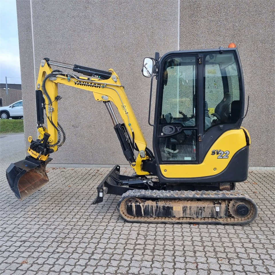 Yanmar SV22 - Мини багер: снимка 2 Yanmar SV22 - Мини багер: снимка 2