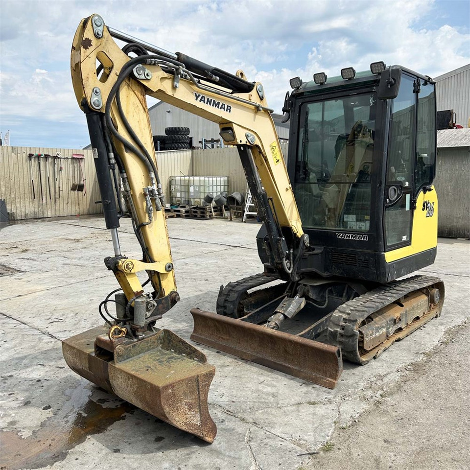 Yanmar SV26 - Мини багер: снимка 4 Yanmar SV26 - Мини багер: снимка 4