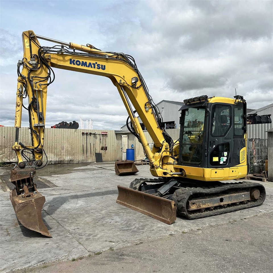 Yanmar VIO80-1A - Мини багер: снимка 2 Yanmar VIO80-1A - Мини багер: снимка 2