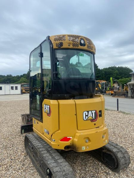 Caterpillar 302.7 CR - Мини багер: снимка 4 Caterpillar 302.7 CR - Мини багер: снимка 4
