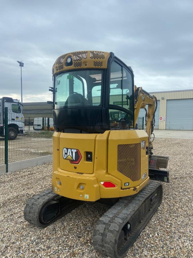 Caterpillar 302.7 CR - Мини багер: снимка 3 Caterpillar 302.7 CR - Мини багер: снимка 3