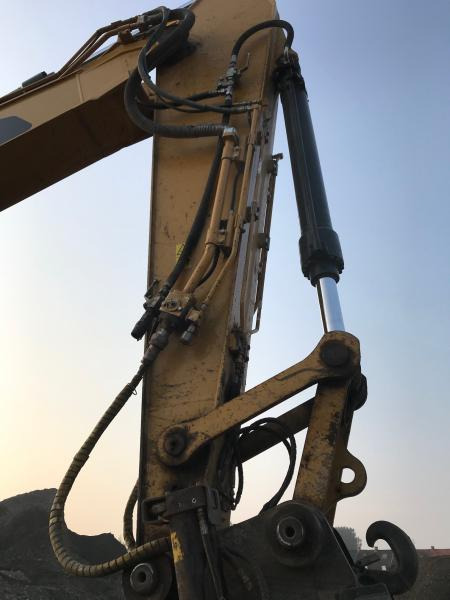Верижен багер Caterpillar 320E LRR: снимка 11