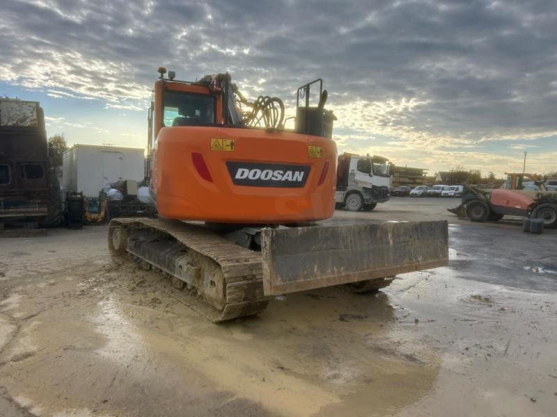 Doosan DX 235 LCR-5 - Верижен багер: снимка 3 Doosan DX 235 LCR-5 - Верижен багер: снимка 3